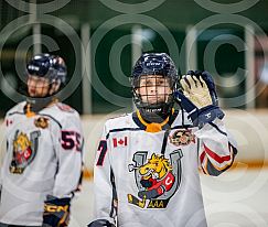Ottawa Valley Titans v Barrie Jr Colts